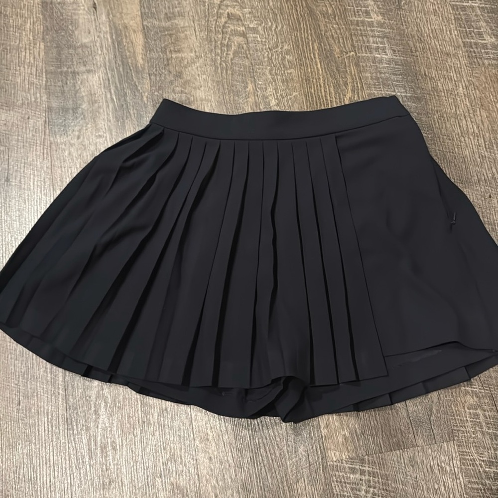 Pleated skirt